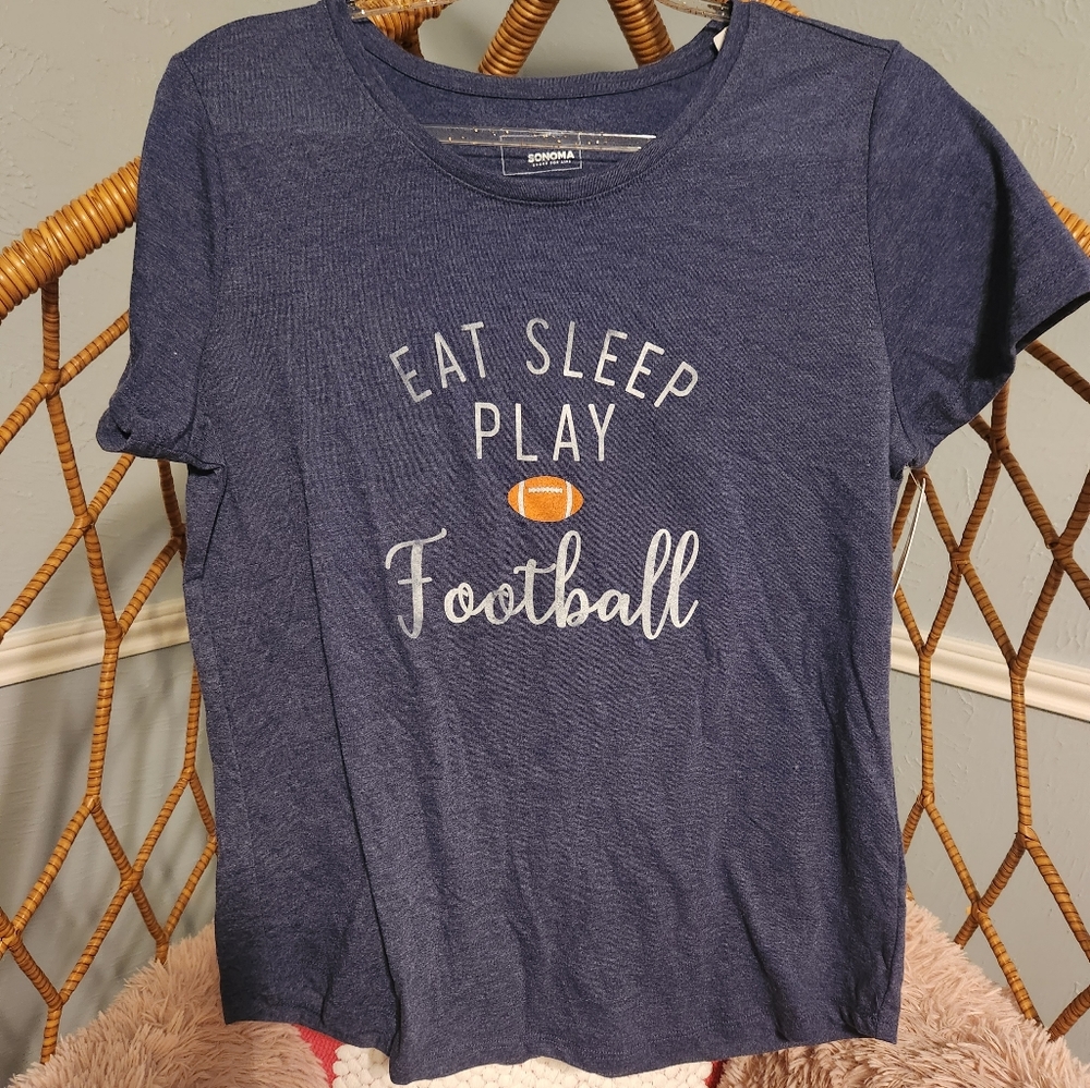 Graphic tee